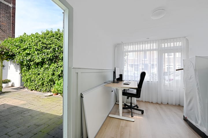 Foto 11 van Cornelis van der Lijnstraat 141