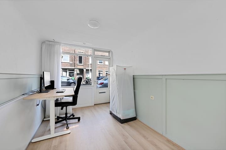 Foto 12 van Cornelis van der Lijnstraat 141