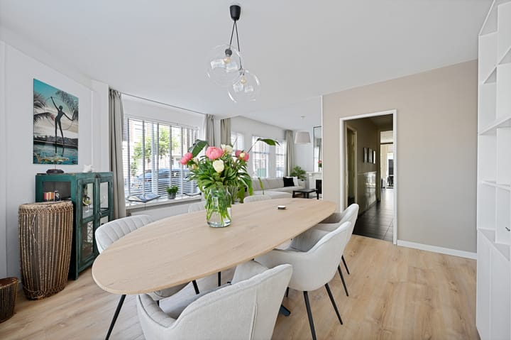 Foto 34 van Cornelis van der Lijnstraat 141