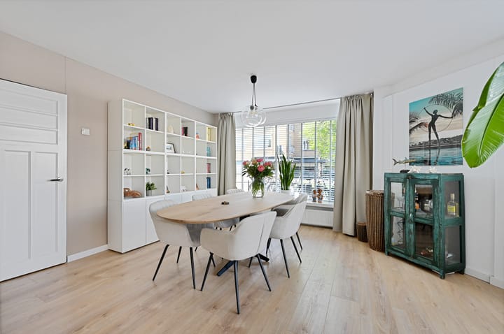 Foto 37 van Cornelis van der Lijnstraat 141