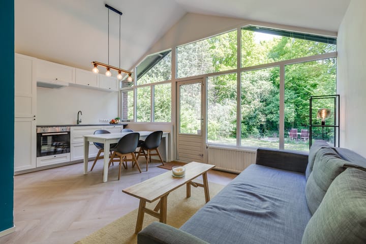 Foto 2 van Loohuisweg 7-18