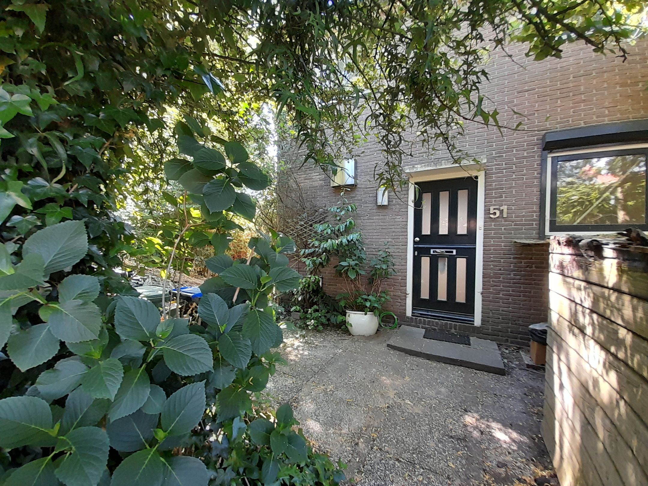 Foto 21 van van der Helstpark 51