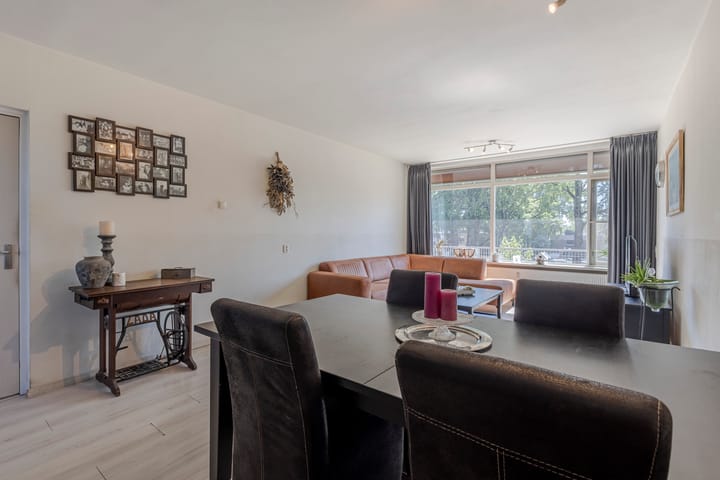 Foto 9 van Vrijheer van Eslaan 129