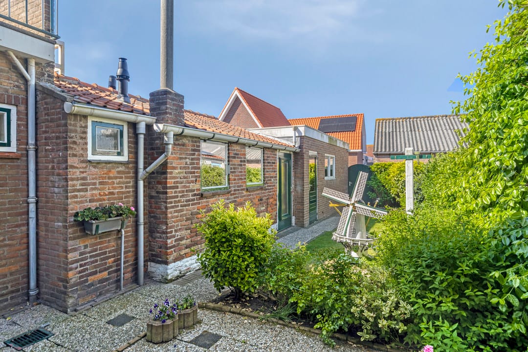 Photo 2 of Papestraat 6