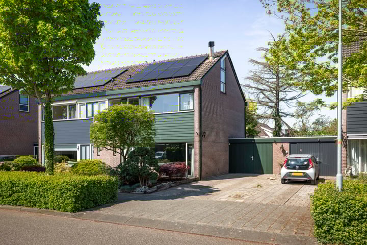 Mozartstraat 24