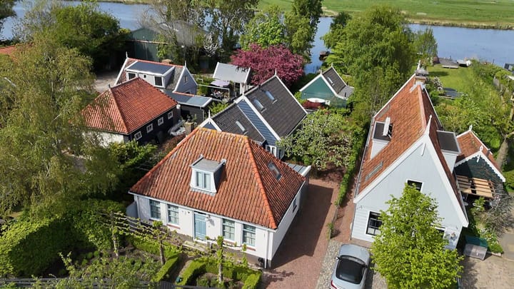 Foto 1 van Dorpsstraat Holysloot 21