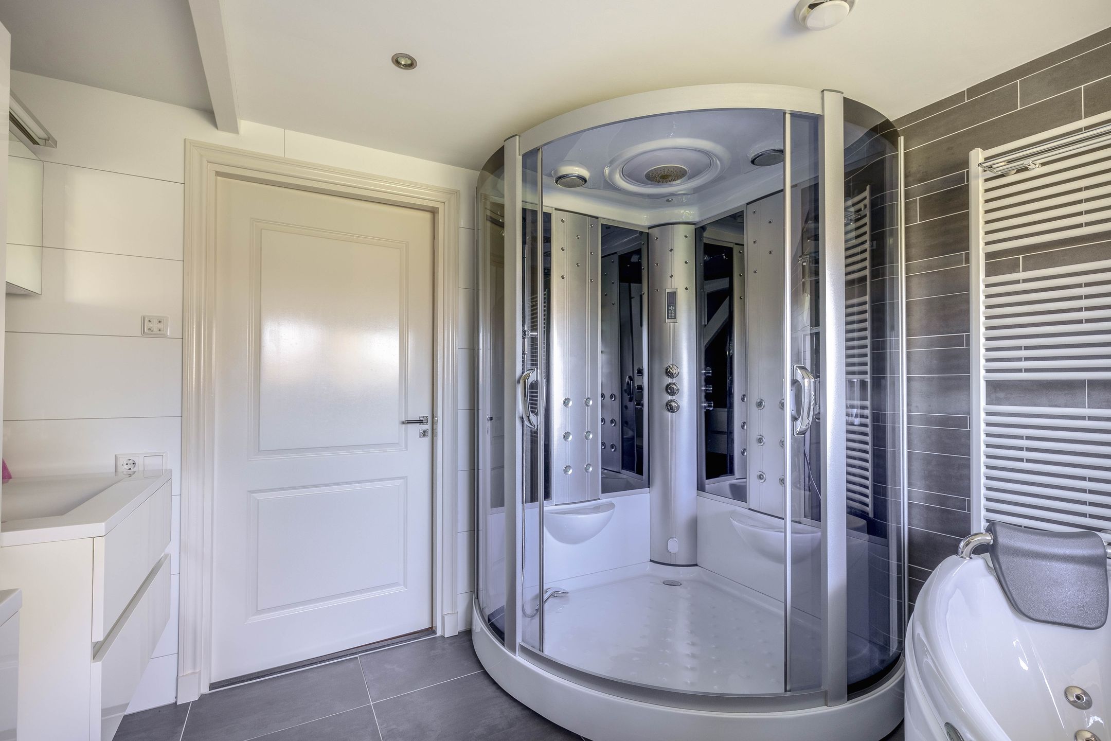 Foto 42 van Provincialeweg Oost 64