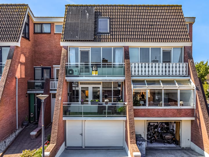 Photo 10 of Hoeker 35