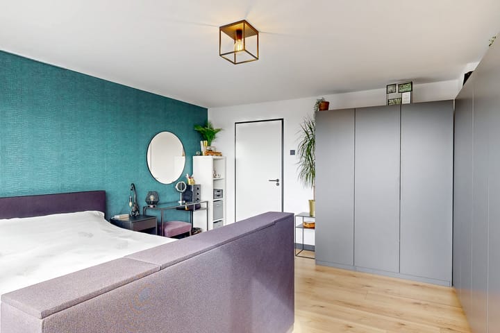 Photo 30 of Hoeker 35