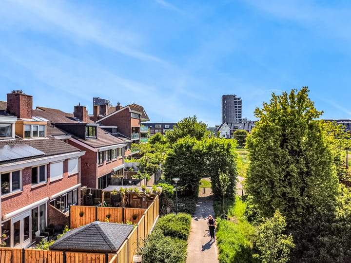 Photo 57 of Hoeker 35