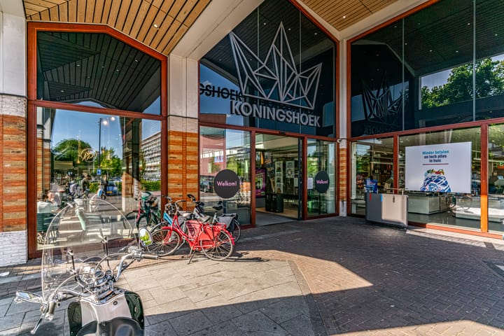 Photo 62 of Hoeker 35