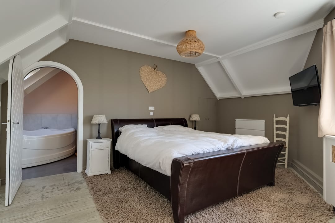 Photo 22 of Zwaagdijk 103