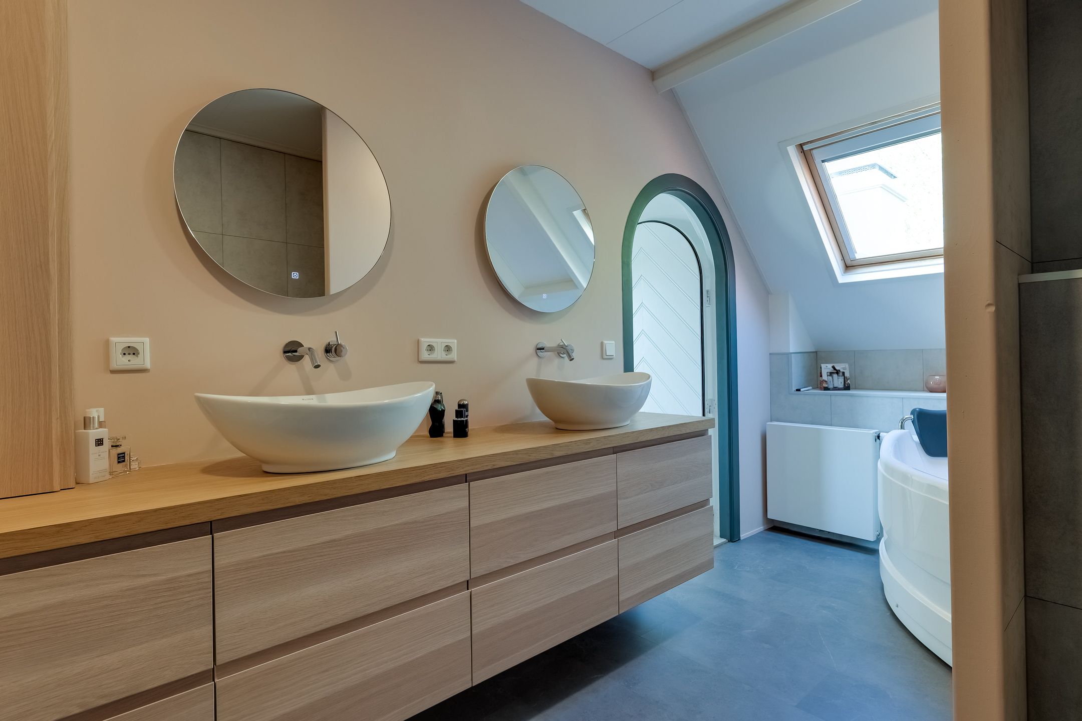 Photo 27 of Zwaagdijk 103