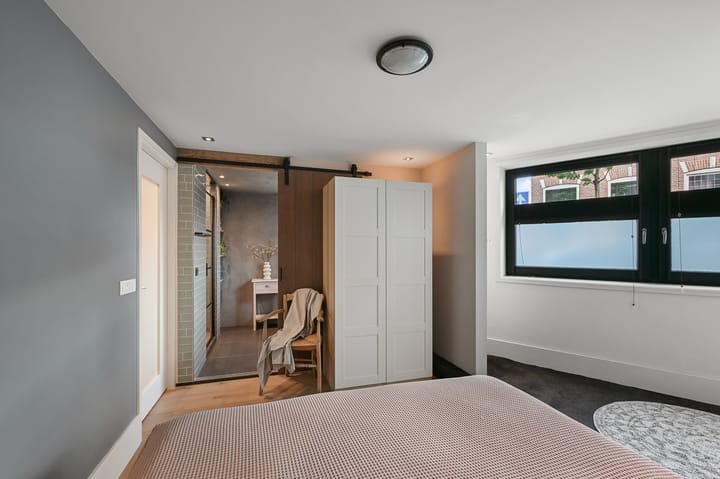 Foto 21 van Emmastraat 33-B