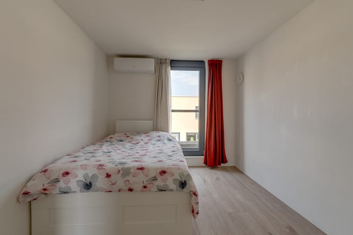 Foto 33 van Van Spanjelaan 42