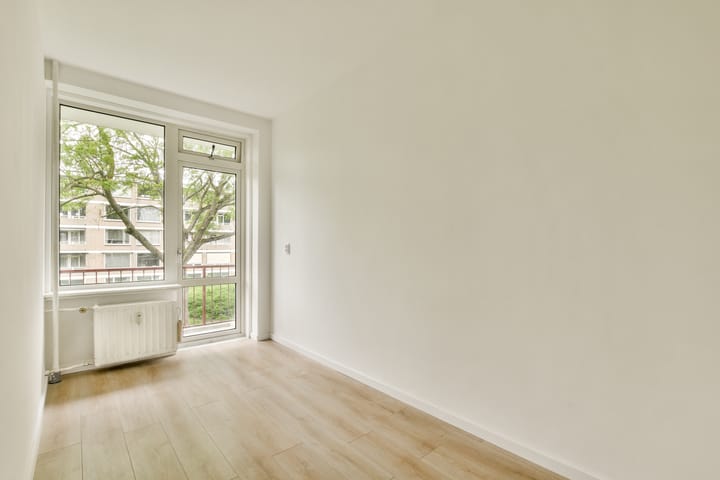 Foto 16 van Plotinusstraat 68