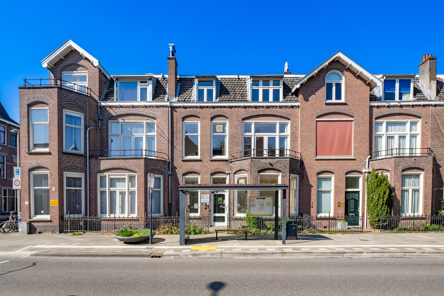 View photo 1 of Stadhouderslaan 43