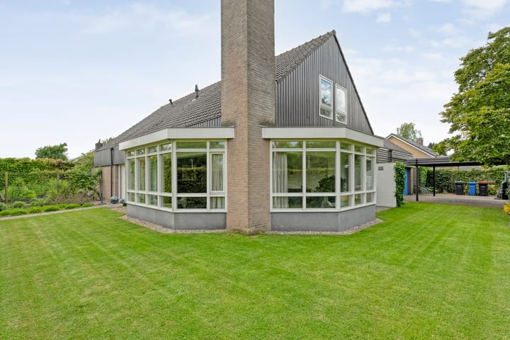 Foto 4 van Van 't Hofflaan 9