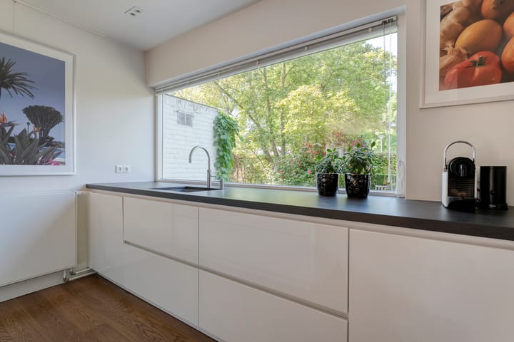 Foto 20 van Van 't Hofflaan 9