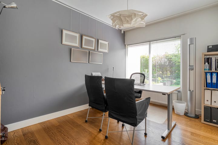 Foto 26 van Van 't Hofflaan 9