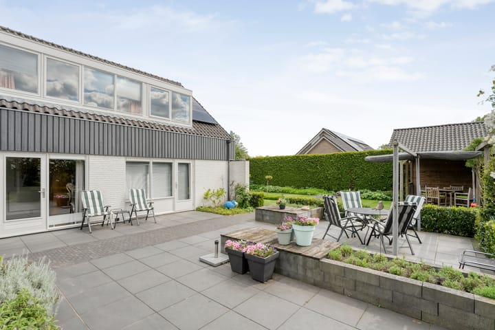 Foto 46 van Van 't Hofflaan 9