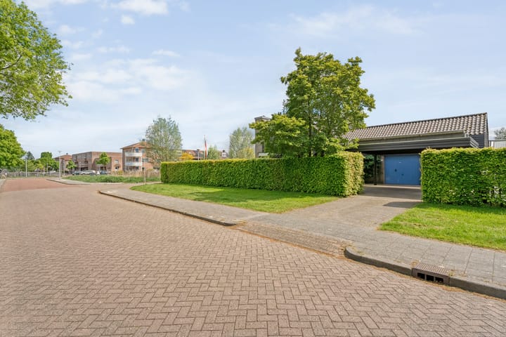 Foto 55 van Van 't Hofflaan 9