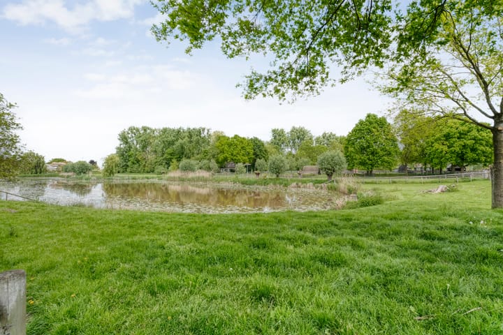 Foto 61 van Van 't Hofflaan 9