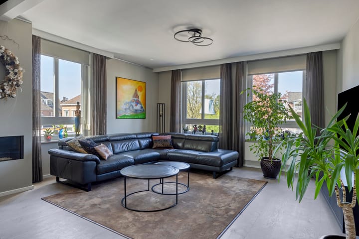 Photo 7 of Rechterstraat 2-A