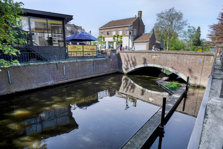 Photo 30 of Rechterstraat 2-A