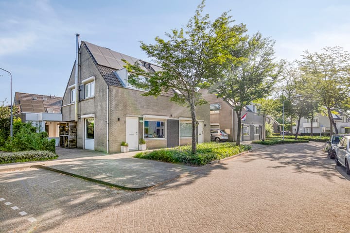 Photo 34 of Aarnout Drostdreef 7