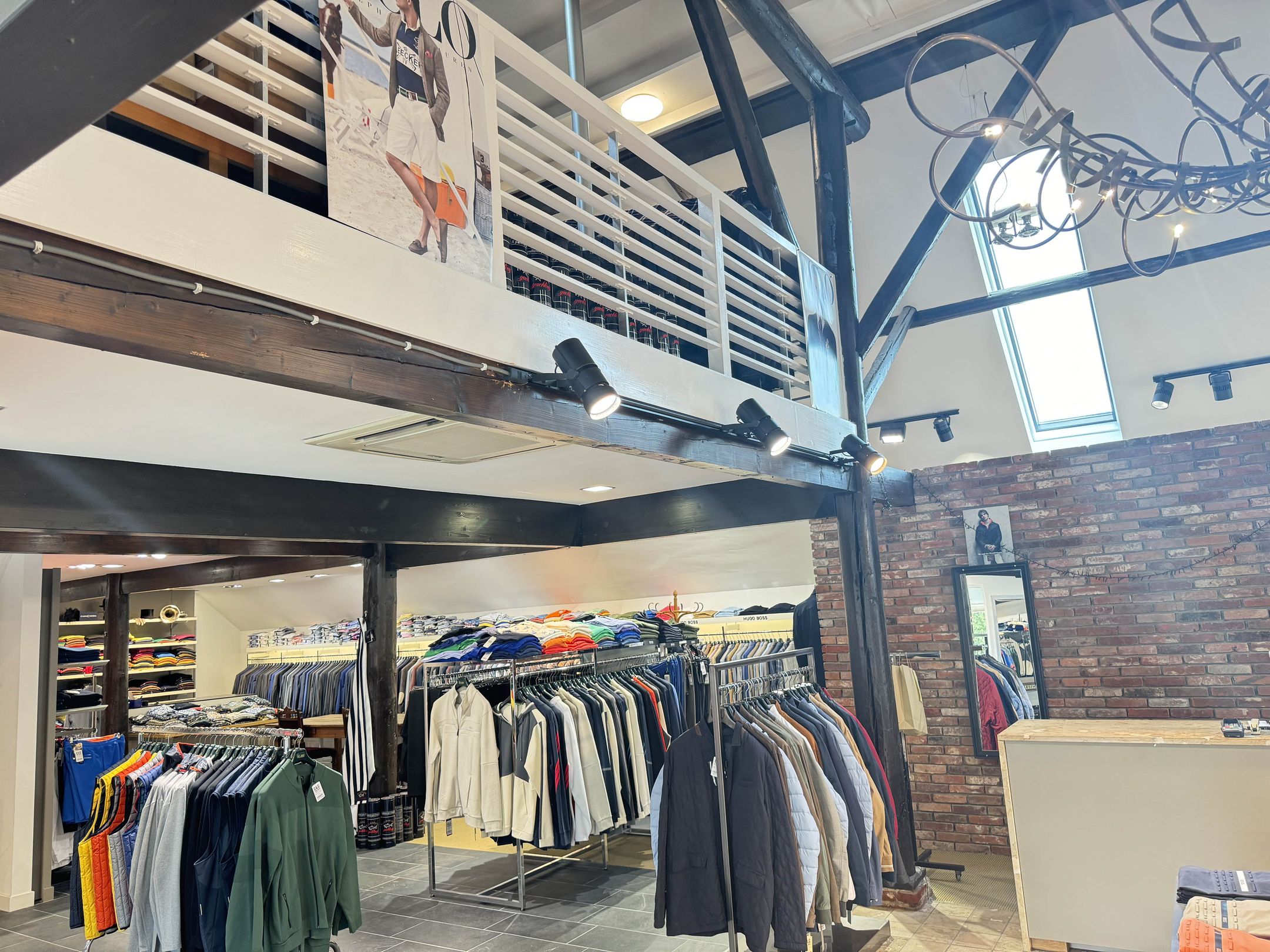 Foto 36 van Hoofdweg 254