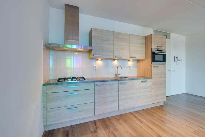 Foto 9 van Kometenstraat 50