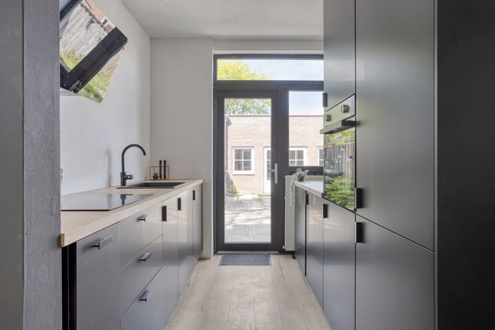 Foto 4 van Jacob van Deventerstraat 17