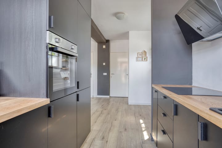 Foto 12 van Jacob van Deventerstraat 17