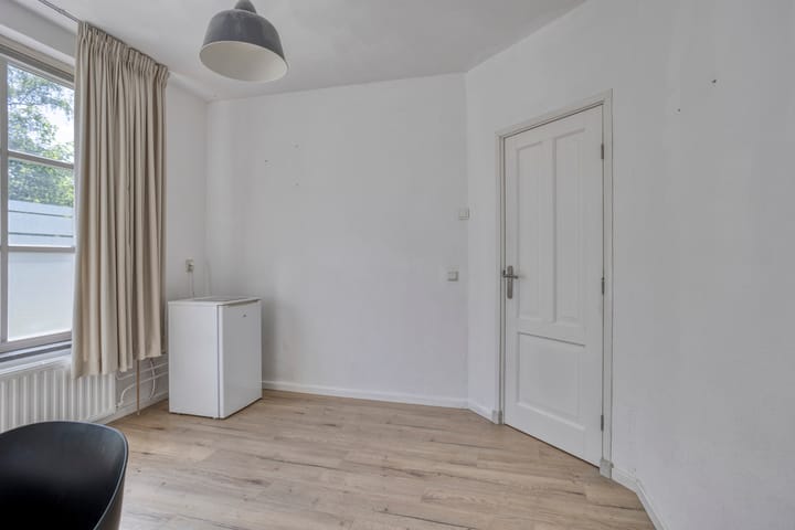 Foto 15 van Jacob van Deventerstraat 17