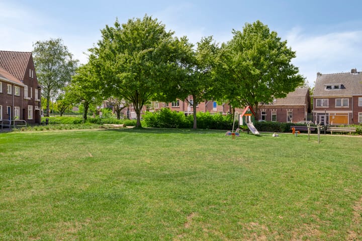 Foto 29 van Jacob van Deventerstraat 17