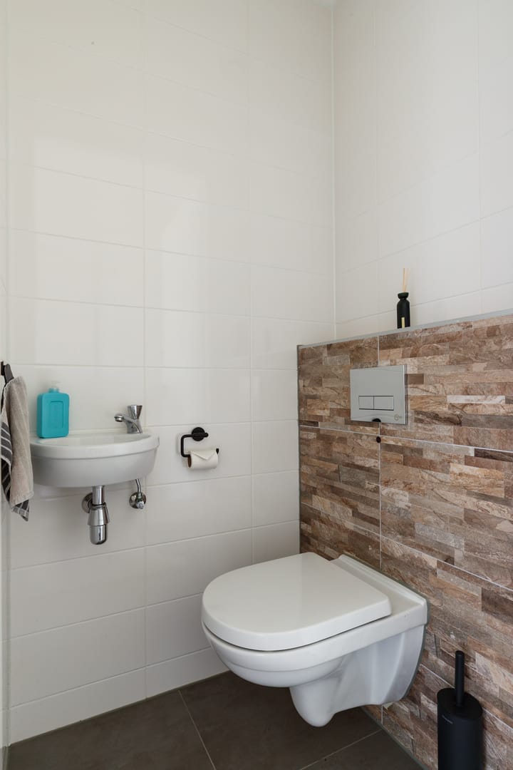 Foto 13 van San Marinostraat 91