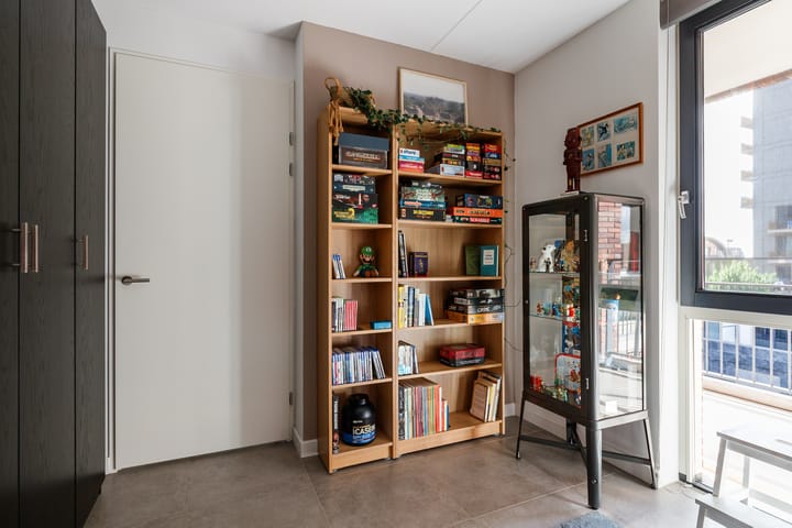 Foto 19 van San Marinostraat 91