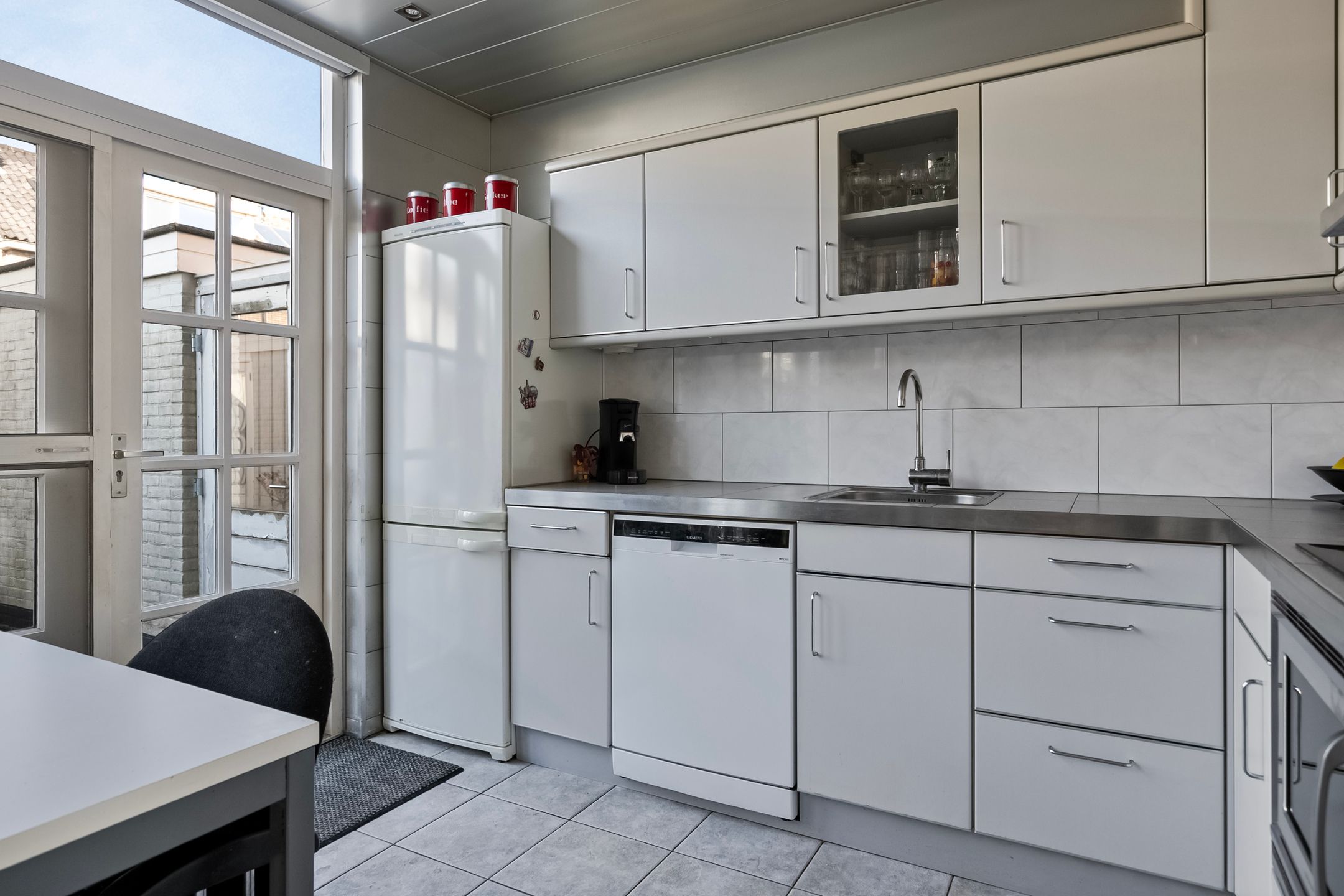 Foto 18 van Aert van Nesstraat 22