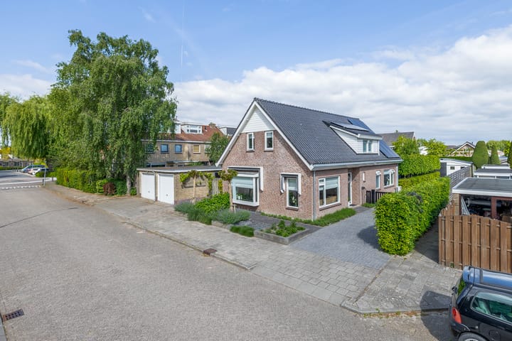 Foto 1 van Beatrixlaan 1