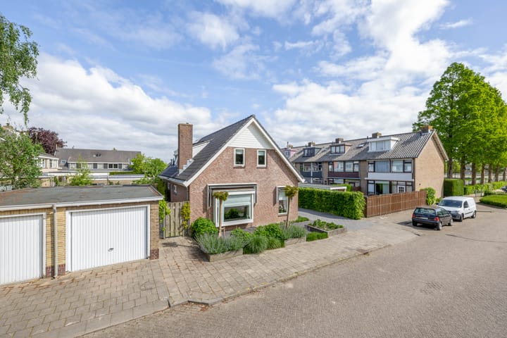 Foto 36 van Beatrixlaan 1