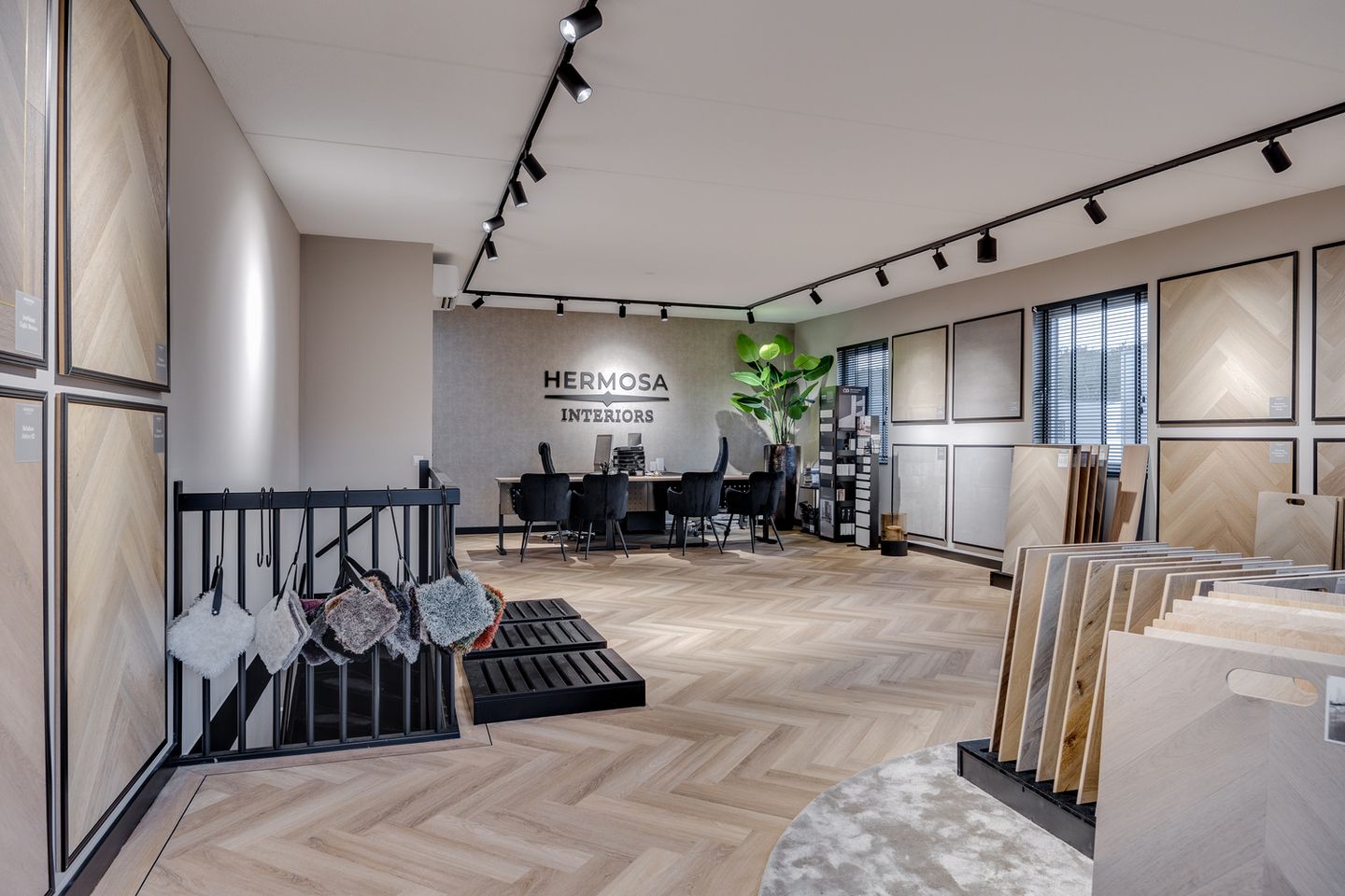 Bekijk foto 4 van P.C. Staalweg 106