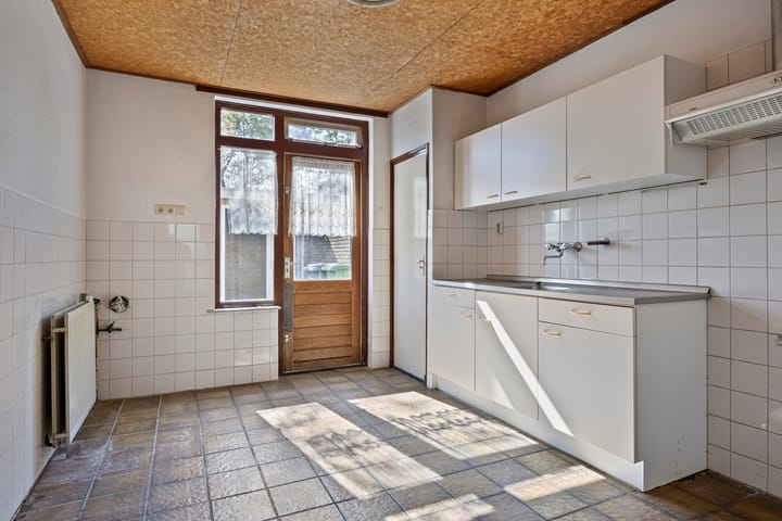 Photo 8 of Wilhelminastraat 20