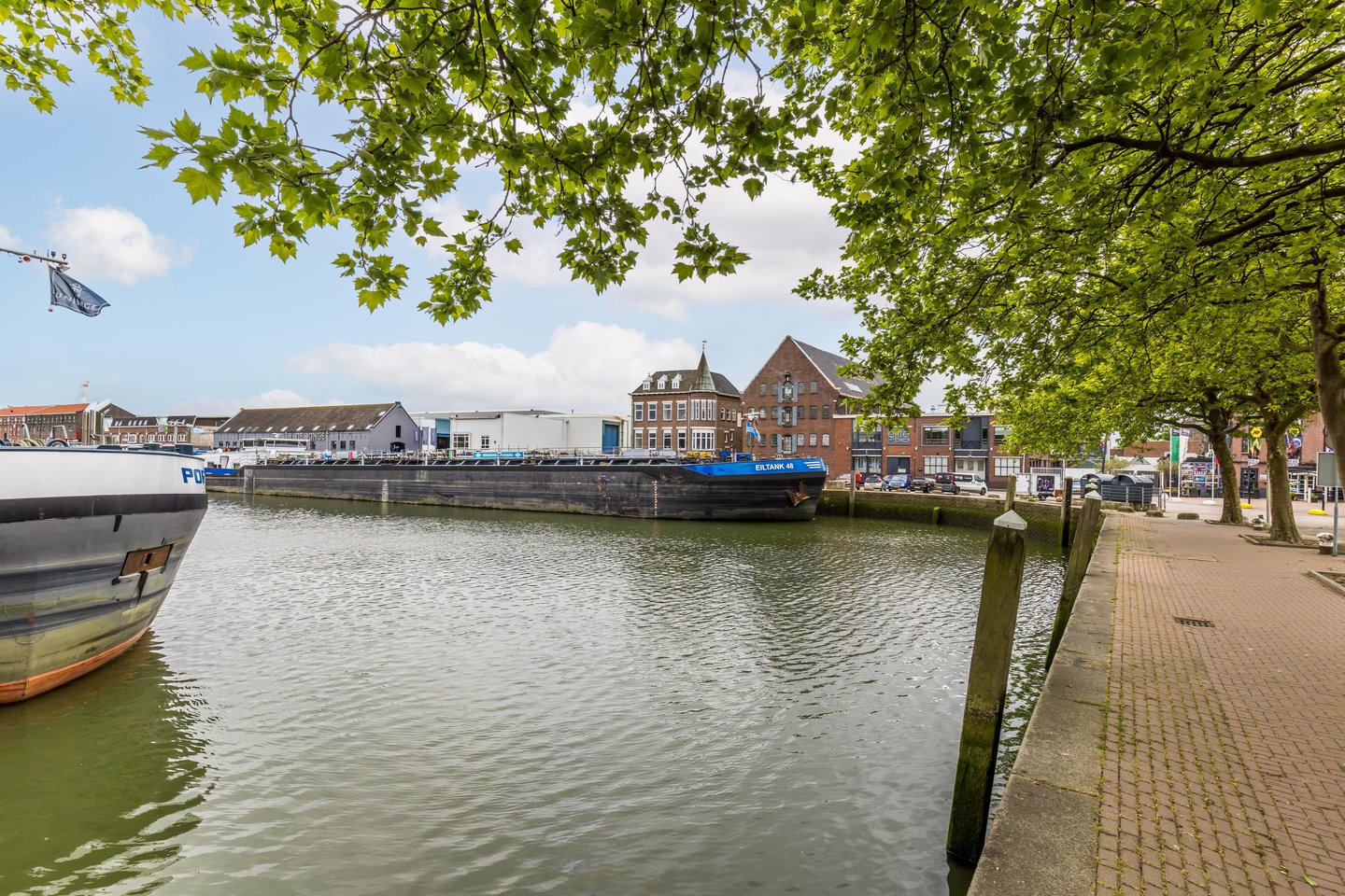 View photo 4 of Koningin Wilhelminahaven ZZ 13