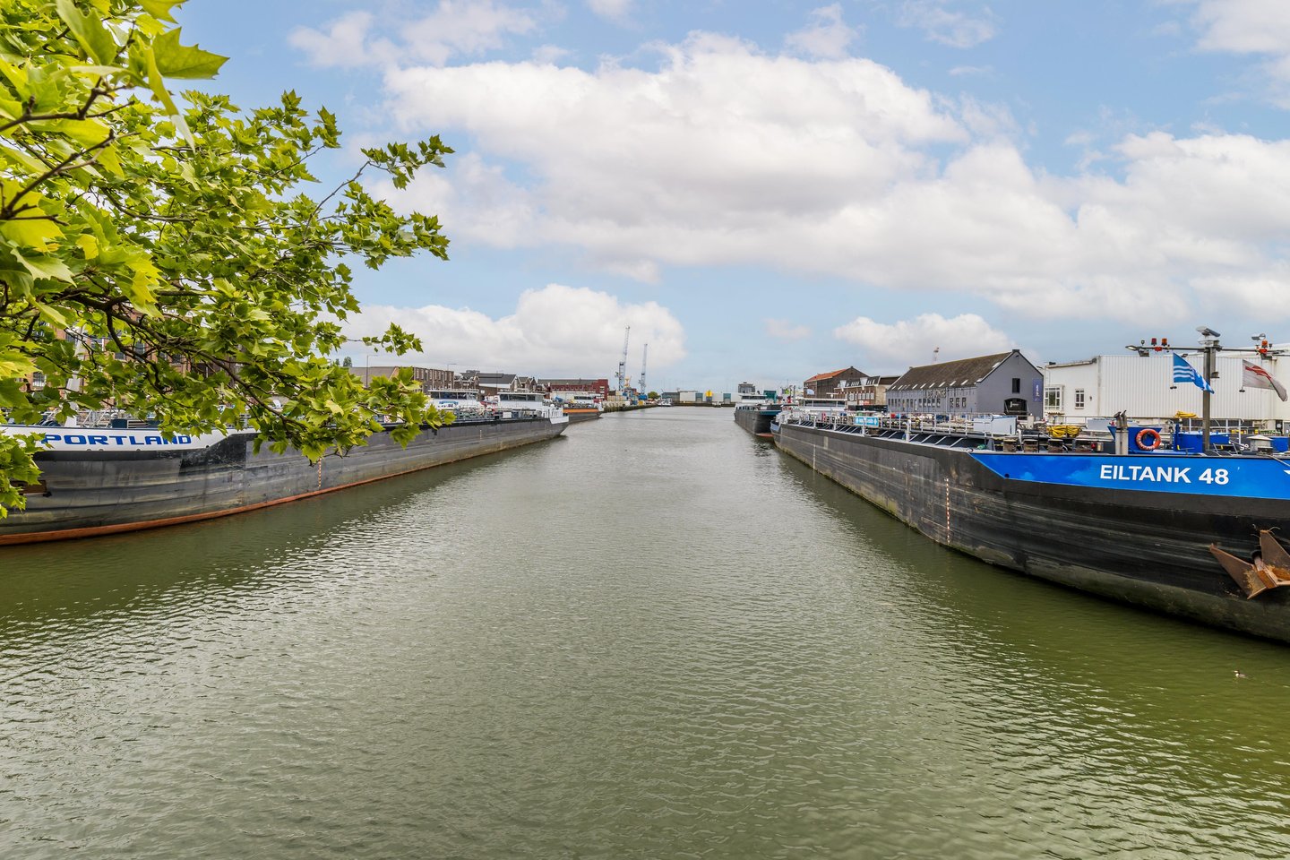 View photo 5 of Koningin Wilhelminahaven ZZ 13