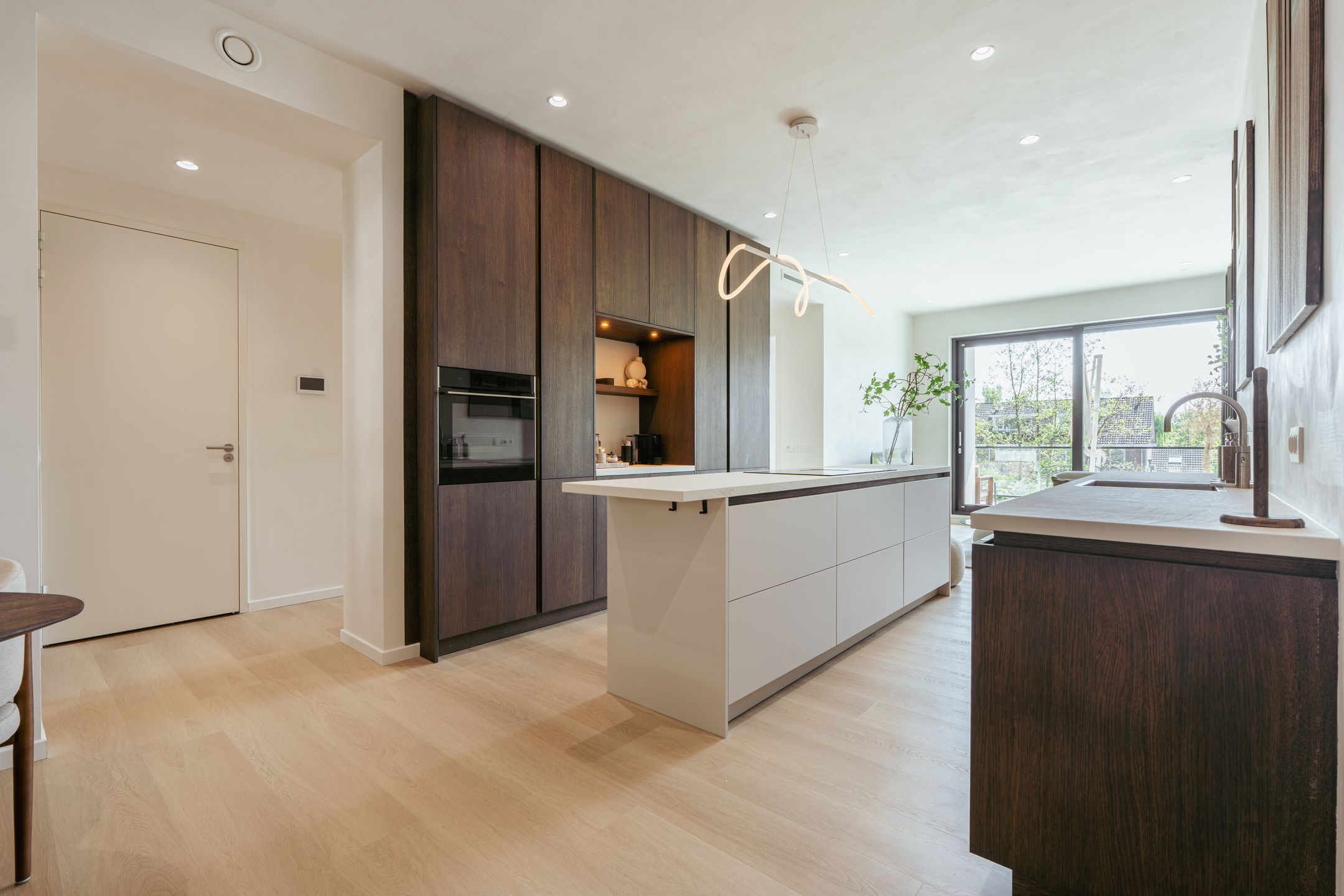 Foto 9 van Burgemeester Rijnderslaan 370