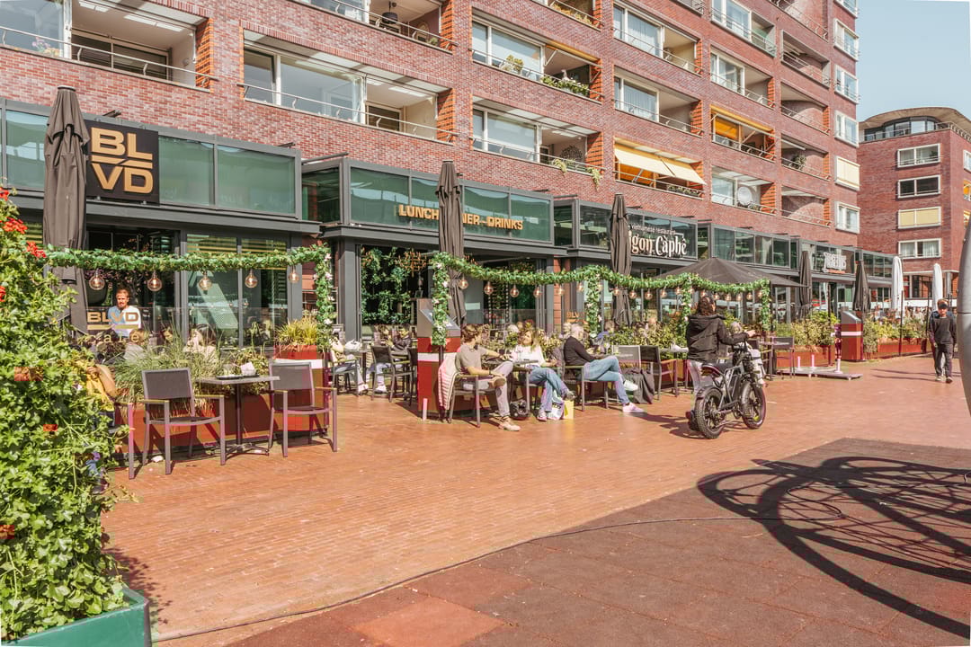 Foto 53 van Burgemeester Rijnderslaan 370