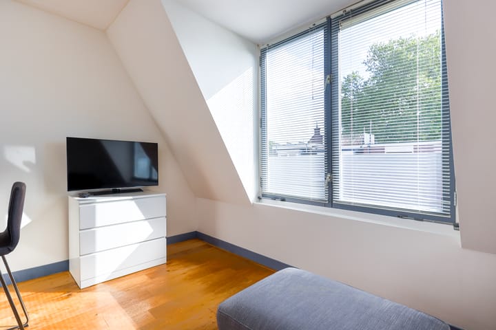 Foto 10 van Hopakker 67-B