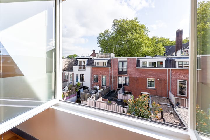 Foto 11 van Hopakker 67-B