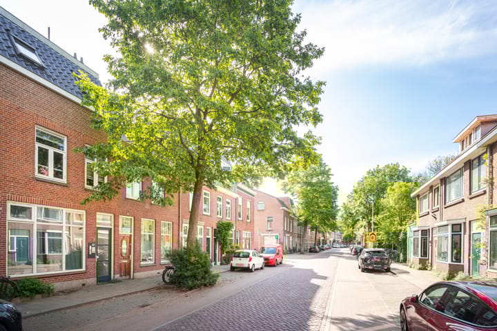 Foto 30 van Hopakker 67-B